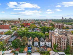 667 E 230th Street, Bronx NY 10466