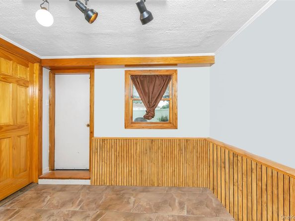 584 Yale Street, Oceanside NY 11572