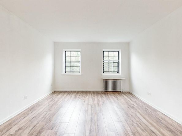 144-30 78th Road 3G, Flushing NY 11367