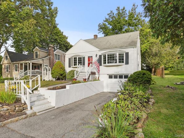 404 Manhattan Avenue, Hawthorne NY 10532