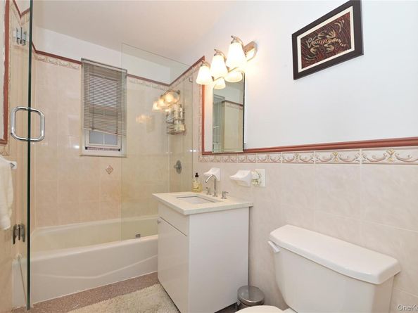 139-09 84th Drive 306, Briarwood NY 11435