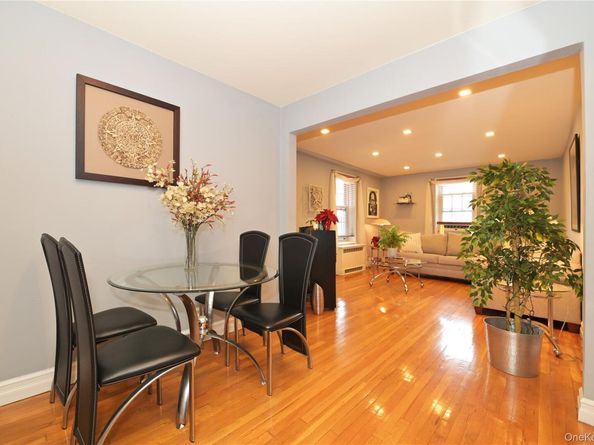 139-09 84th Drive 306, Briarwood NY 11435