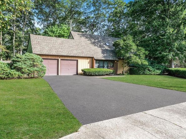 7 Birdseye Circle, Stony Brook NY 11790