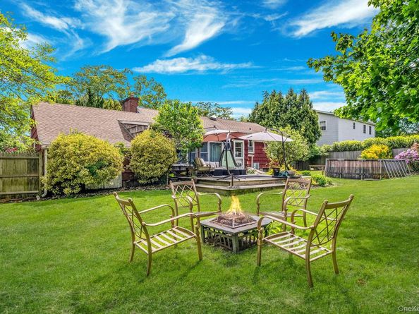 891 Pondview Road, Riverhead NY 11901