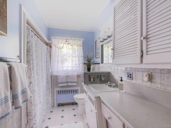 891 Pondview Road, Riverhead NY 11901