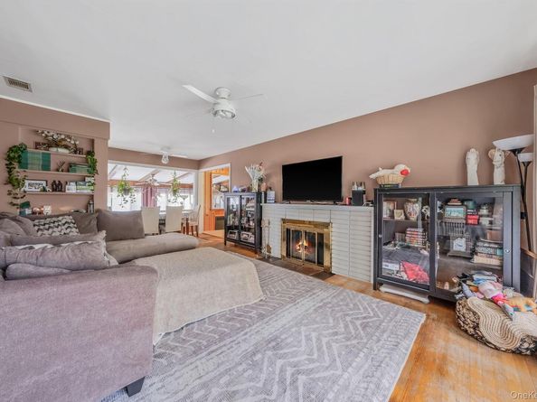 891 Pondview Road, Riverhead NY 11901