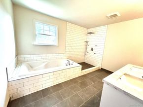 726 Middle, Bayport NY 11705