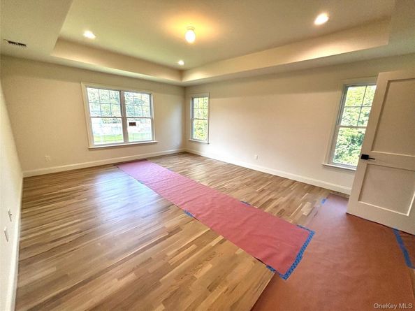 726 Middle, Bayport NY 11705
