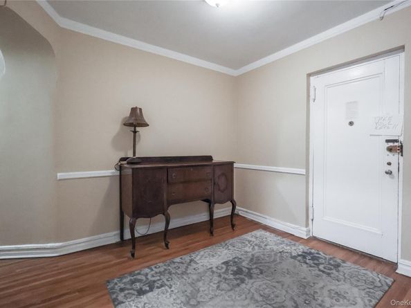 84-51 Beverly Rd 2W, Kew Gardens NY 11415