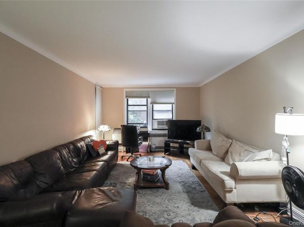 84-51 Beverly Rd 2W, Kew Gardens NY 11415