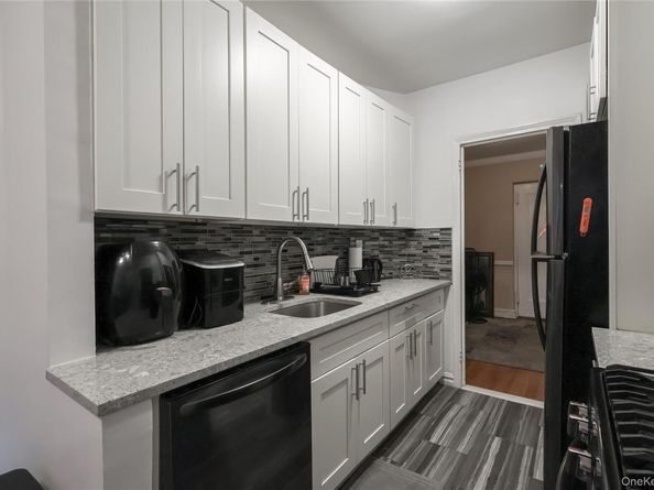 84-51 Beverly Rd 2W, Kew Gardens NY 11415