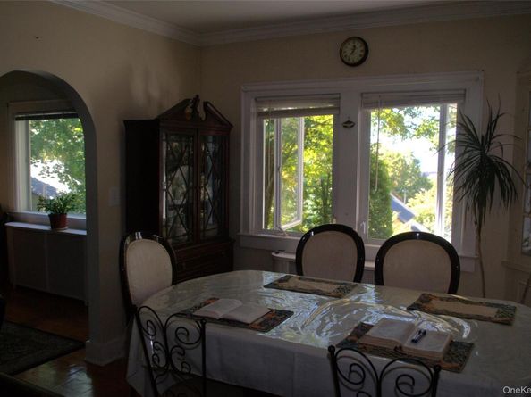 1824 Seabury Place, Peekskill NY 10566