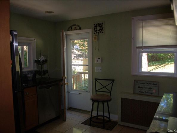 1824 Seabury Place, Peekskill NY 10566