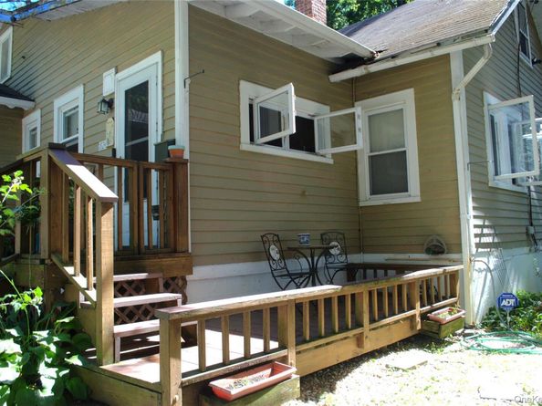 1824 Seabury Place, Peekskill NY 10566
