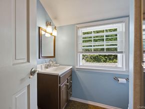 186 Green Street, Valley Stream NY 11580