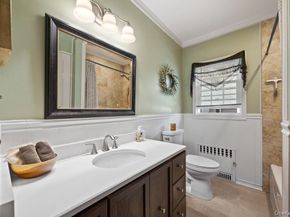 186 Green Street, Valley Stream NY 11580