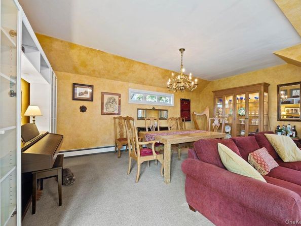 186 Green Street, Valley Stream NY 11580
