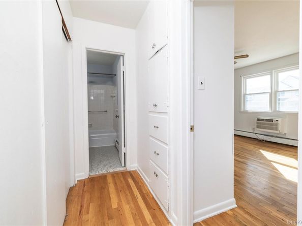 4030 Jerusalem Ave. 1B, Seaford NY 11783