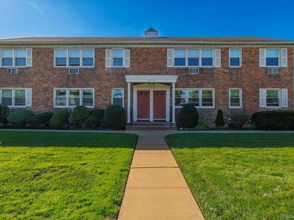 4030 Jerusalem Ave. 1B, Seaford NY 11783