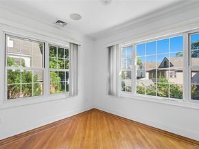 255-10 Iowa Road, Little Neck NY 11362