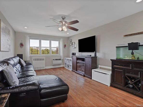 151-31 88th Street 5B, Howard Beach NY 11414