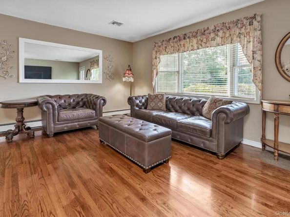 207 Juniper Road, Kings Park NY 11754