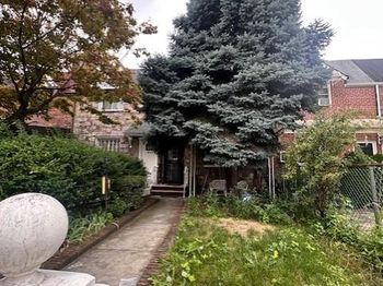 252 E 86th Street