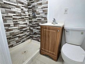 17 Sapir Street, Valley Stream NY 11580