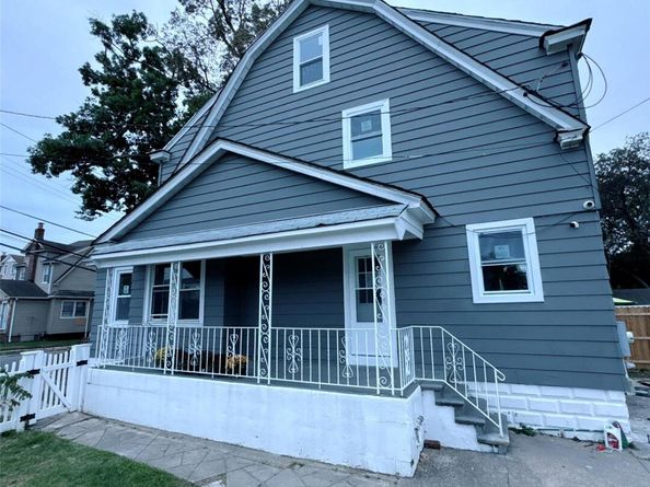 17 Sapir Street, Valley Stream NY 11580