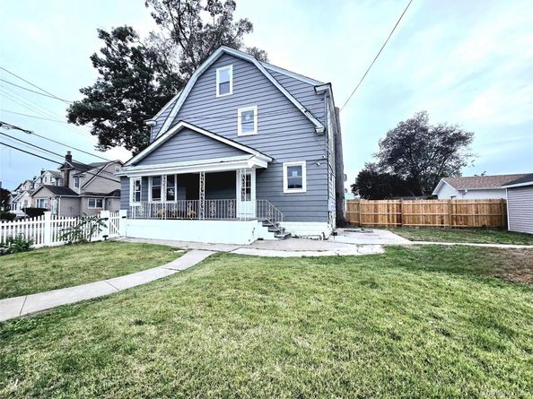 17 Sapir Street, Valley Stream NY 11580