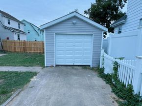 17 Sapir Street, Valley Stream NY 11580