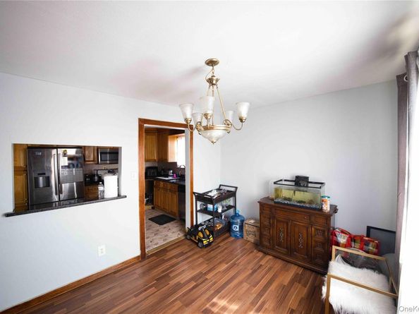 2810 Brookhaven Avenue, Far Rockaway NY 11691