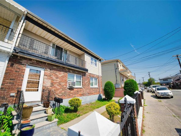 2810 Brookhaven Avenue, Far Rockaway NY 11691