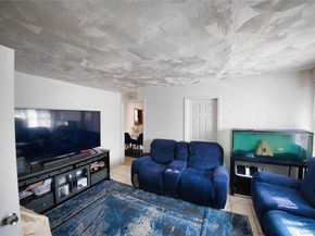 2810 Brookhaven Avenue, Far Rockaway NY 11691