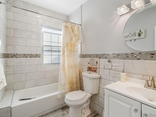 116-01 221st Street, Cambria Heights NY 11411