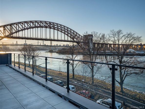21-31 shore Boulevard 3C, Astoria NY 11105