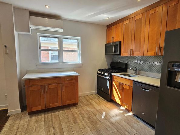 65-19 Dieterle Crescent, Rego Park NY 11374