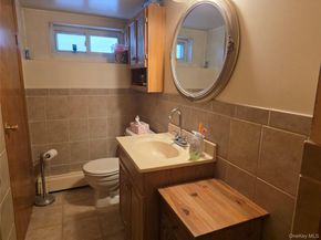7949 77th Road, Glendale NY 11385