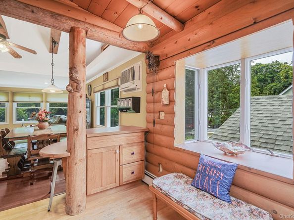 29 Diana Road, Rocky Point NY 11778