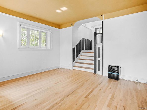72 Hamilton Avenue, New Rochelle NY 10801