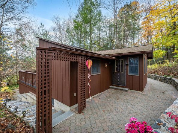 50 S Shore Drive, South Salem NY 10590