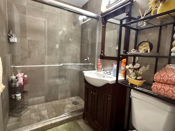 60-11 Broadway 3S, Woodside NY 11377
