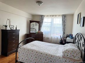 60-11 Broadway 3S, Woodside NY 11377