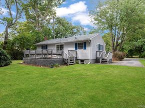 38 Barclay Road, Mastic Beach NY 11951