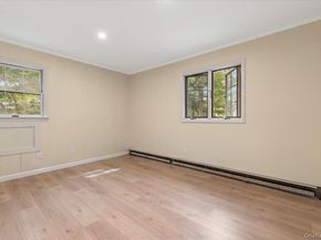 38 Barclay Road, Mastic Beach NY 11951