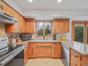 14 Cordwood Path, Shoreham NY 11786