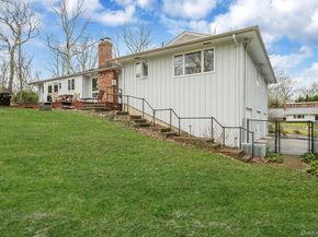 14 Cordwood Path, Shoreham NY 11786