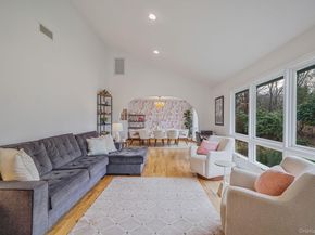 14 Cordwood Path, Shoreham NY 11786