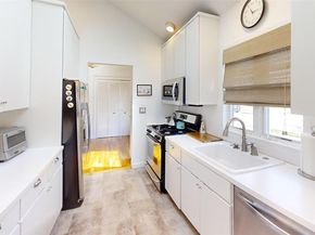76 Diamond Drive, Plainview NY 11803