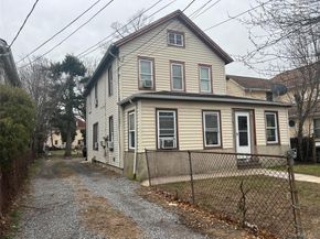 73 Raynor Street, Freeport NY 11520